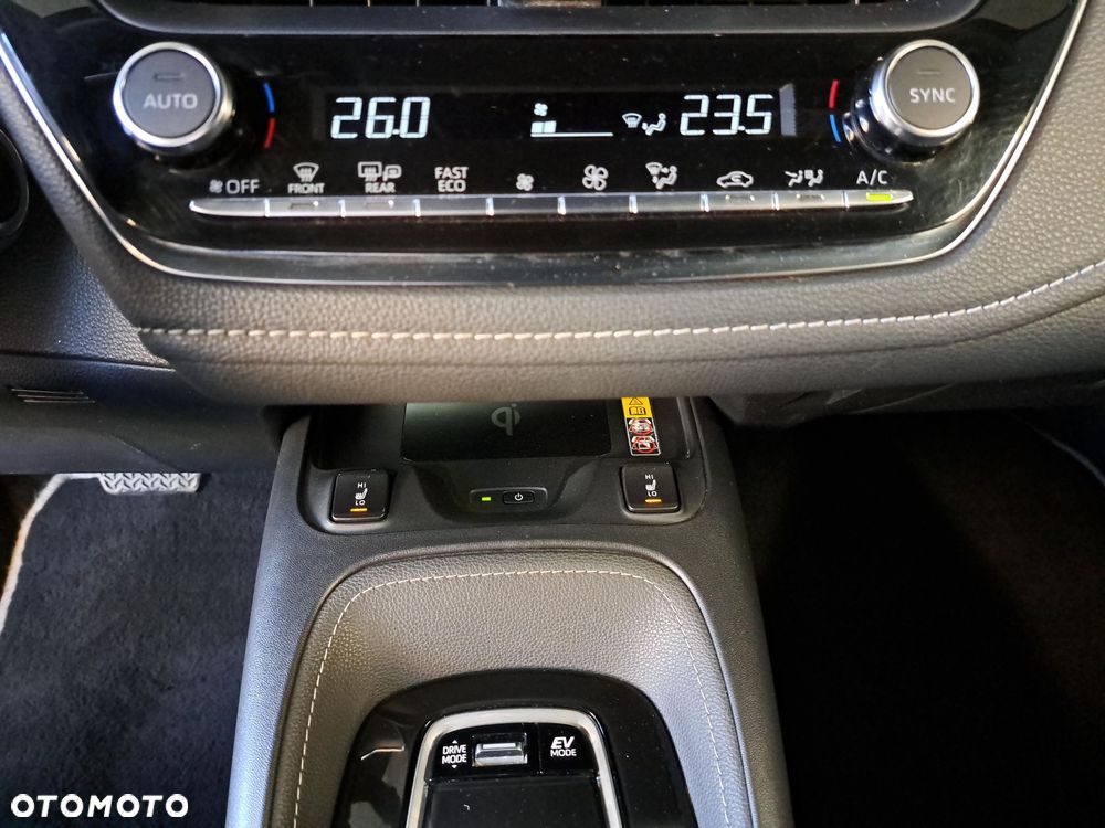 Toyota Corolla 1.8 Hybrid Style - 27