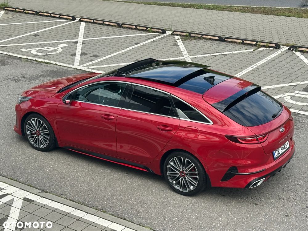 Kia ProCeed 1.6 T-GDI GT DCT - 1