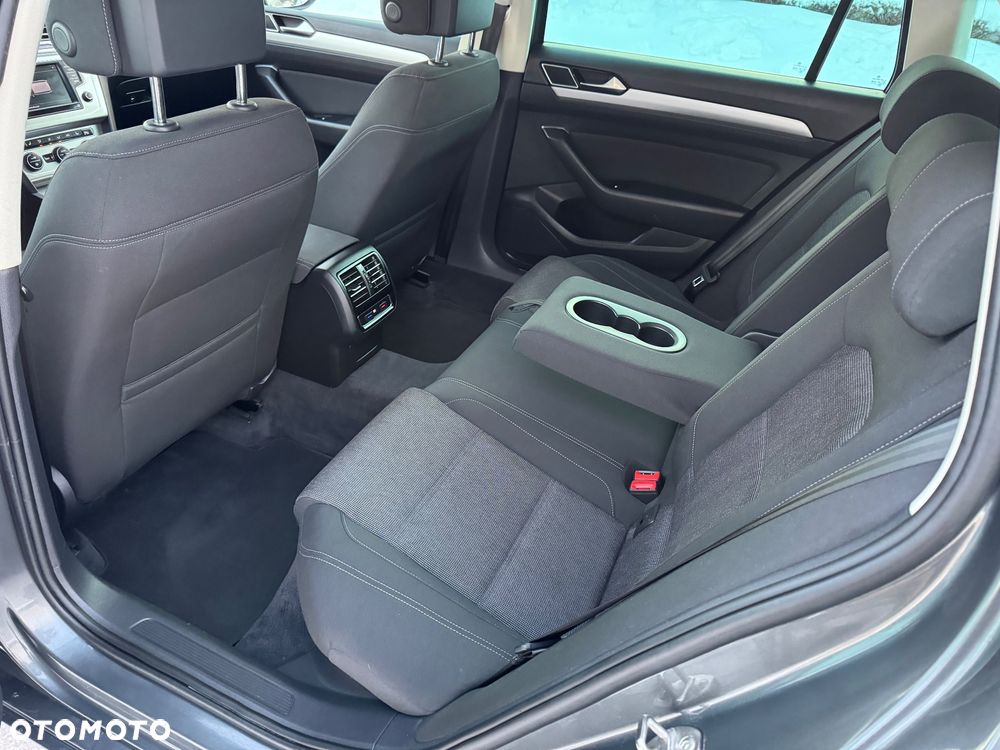 Volkswagen Passat Variant 1.4 TSI ACT (BlueMotion Technology) Highline - 6