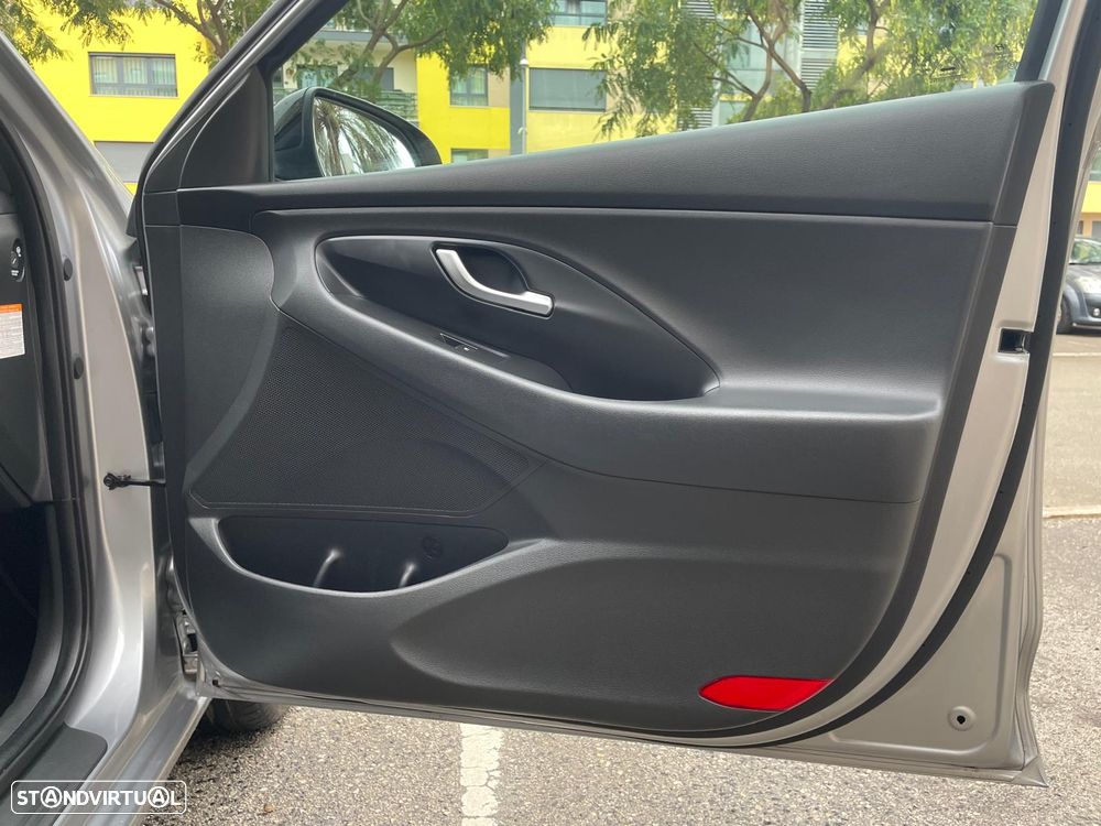 Hyundai i30 CW - 10