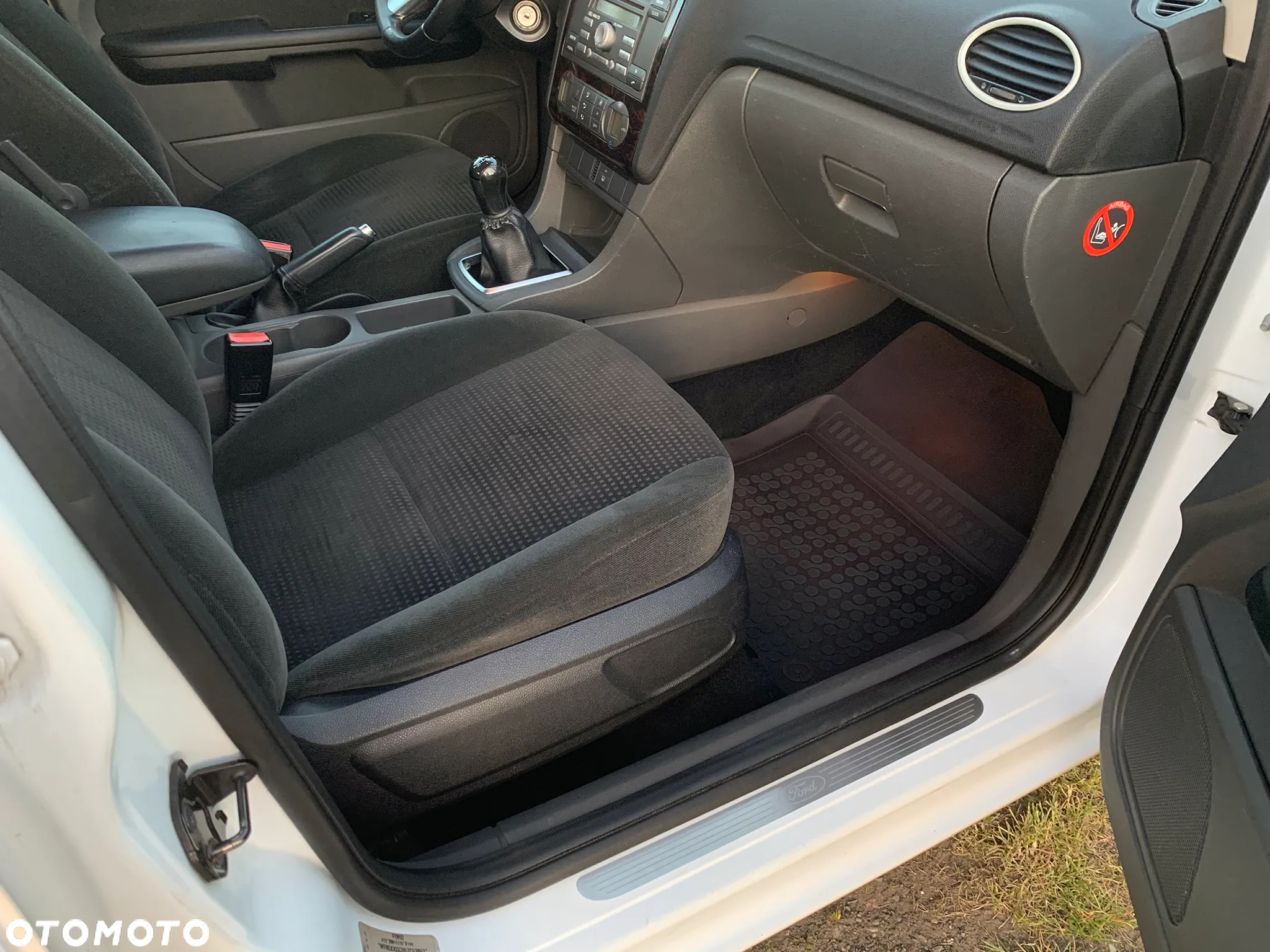 Ford Focus 1.8 TDCi Ghia - 16