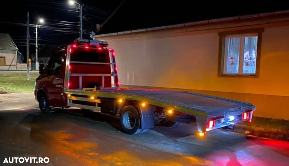 Mercedes-Benz Sprinter - 4