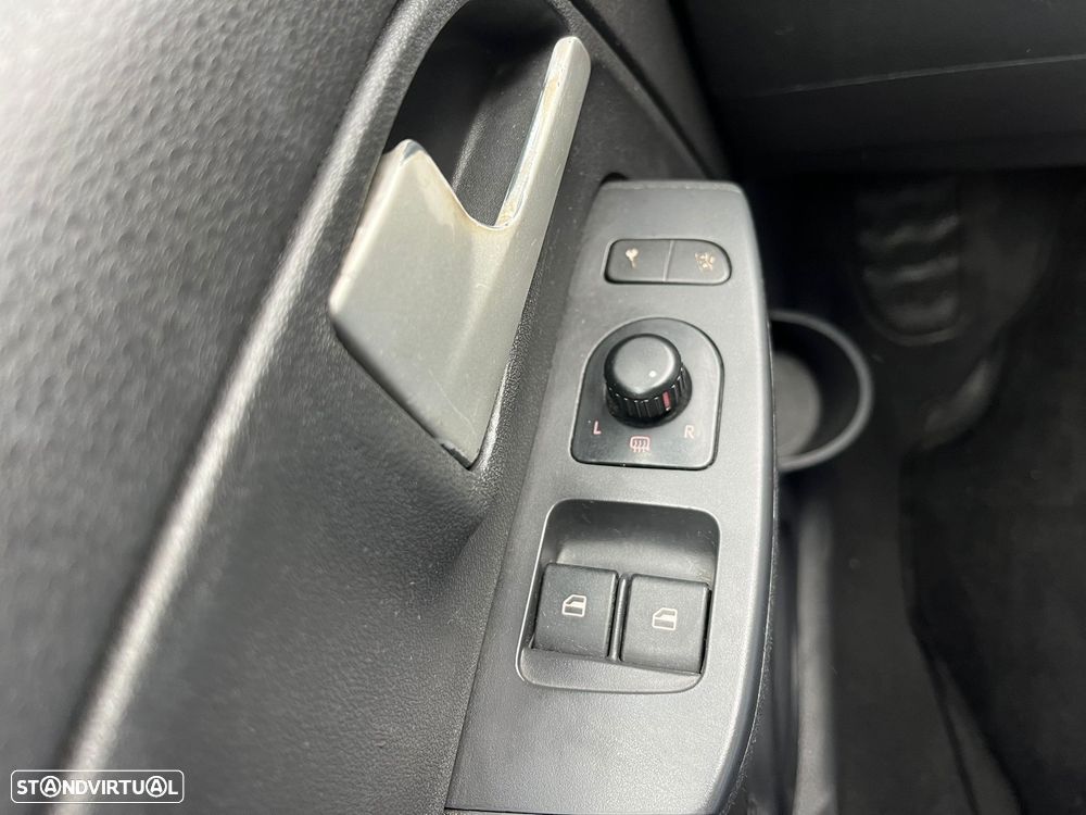 VW Fox 1.2 T.Liso Pack - 23