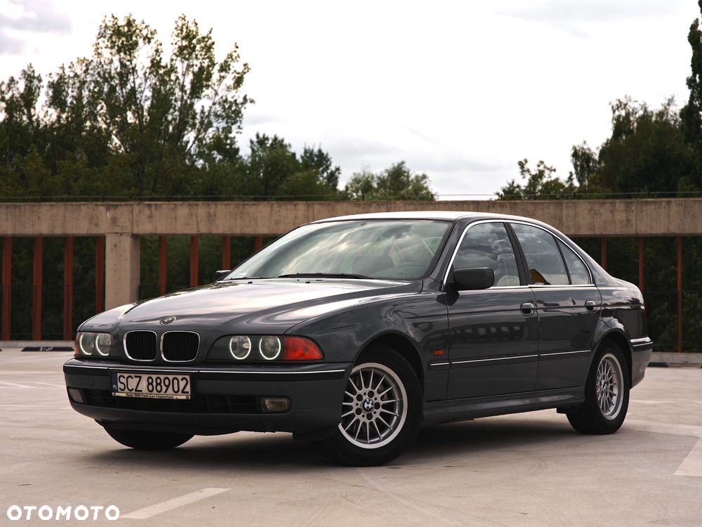 BMW Seria 5 - 1