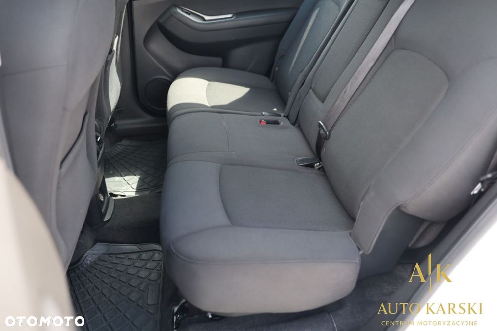 Chevrolet Orlando - 32