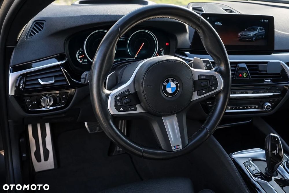 BMW Seria 5 540d xDrive M Sport sport - 9