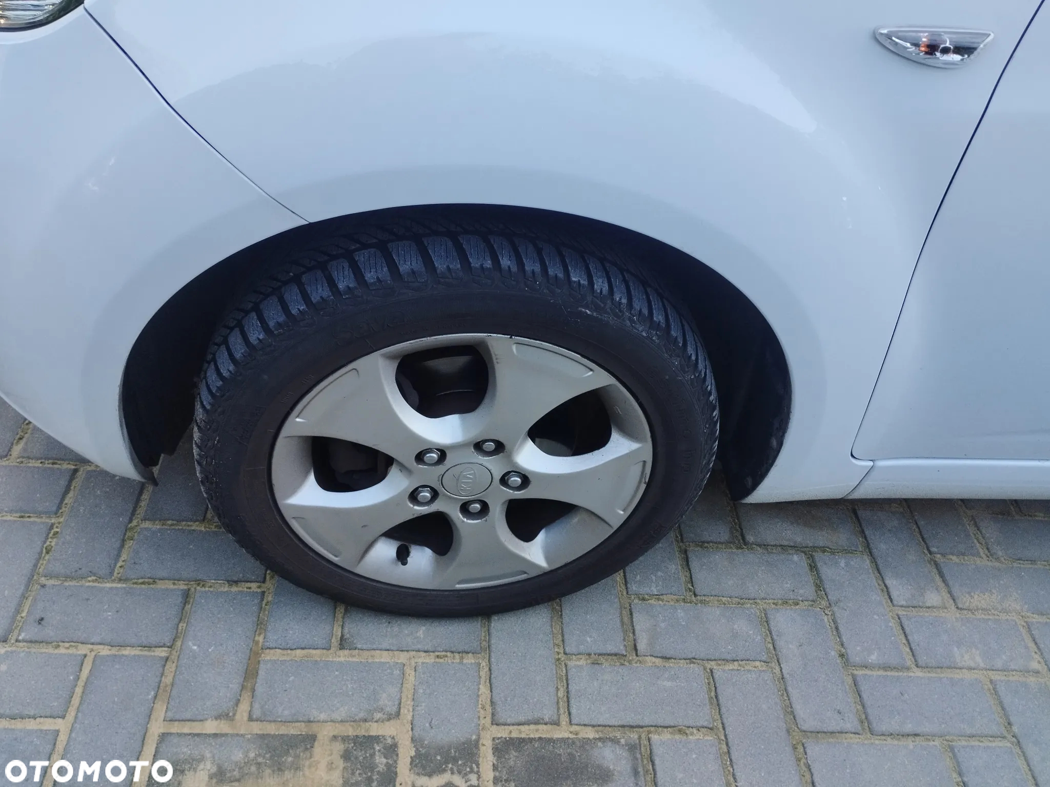 Kia Venga - 5