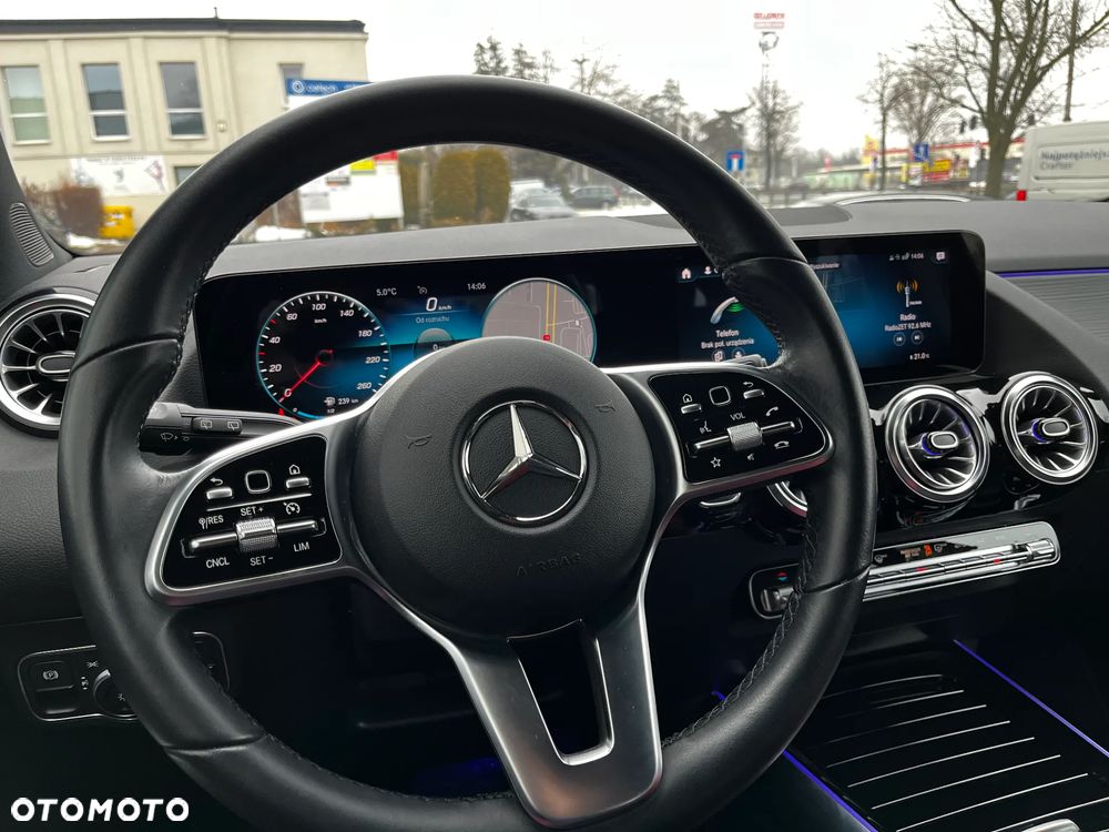 Mercedes-Benz GLA 250 4-Matic - 7