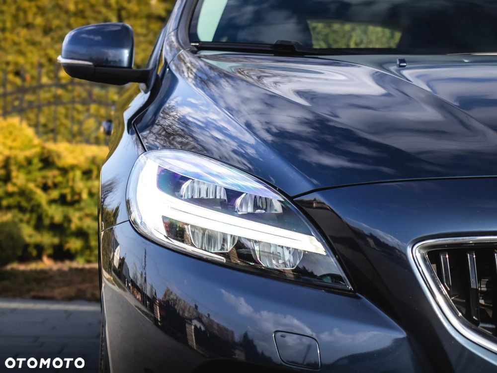 Volvo V40 T2 Drive-E Momentum - 34