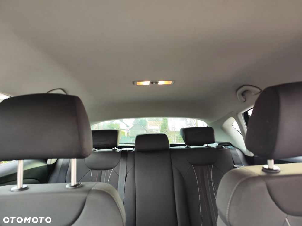 Seat Leon 1.6 TDI DPF Ecomotive Reference Copa - 9