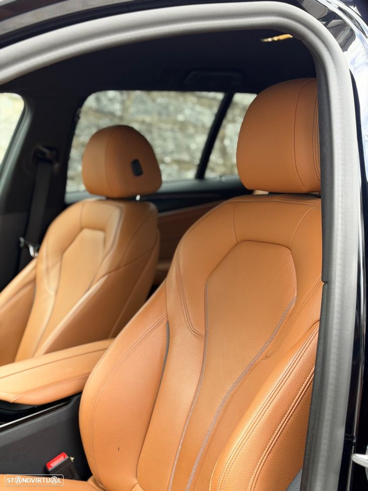 BMW 520 e Pack M - 24