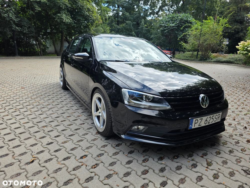 Volkswagen Jetta 2.0 TDI DPF BMT Trendline - 4