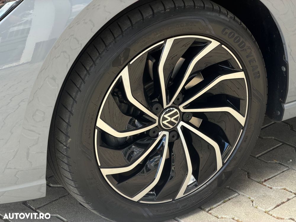 Volkswagen Golf 1.4 eHybrid OPF DSG Style - 39