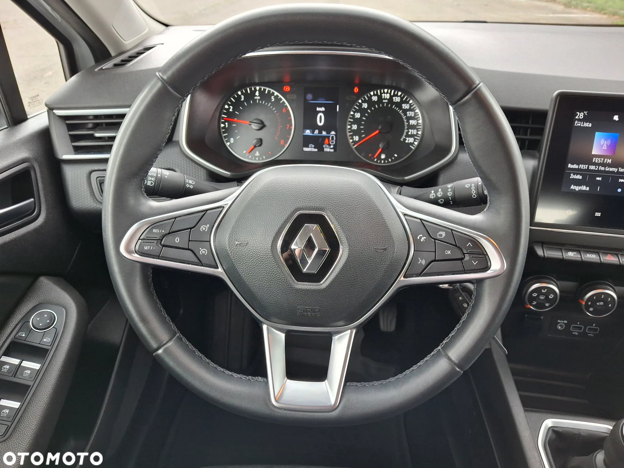 Renault Clio 1.0 TCe Zen - 25