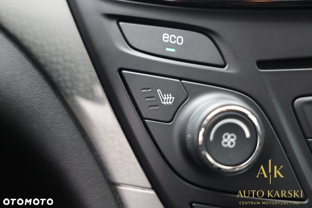 Opel Insignia - 28