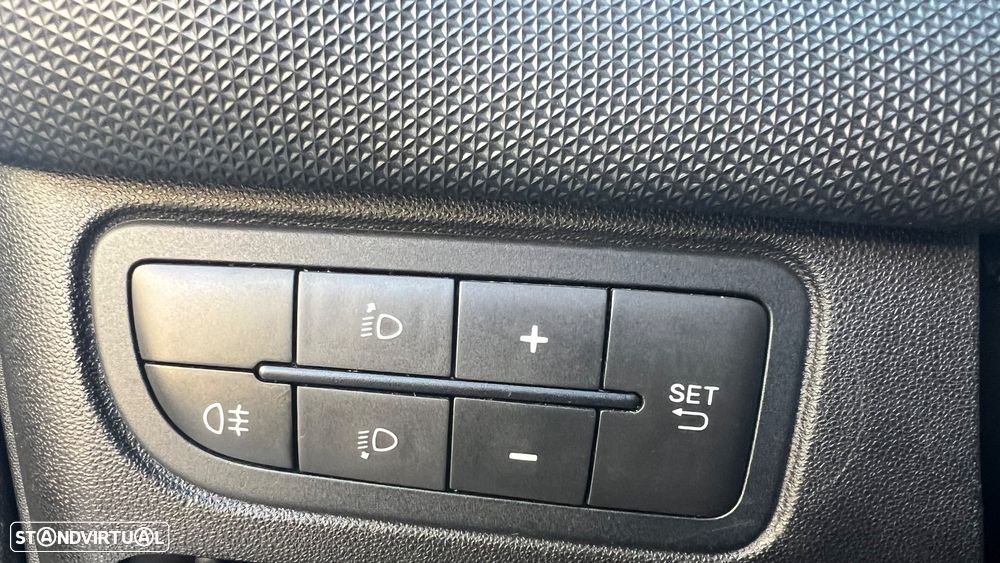 Fiat Punto 1.3 M-Jet Easy S&S - 12