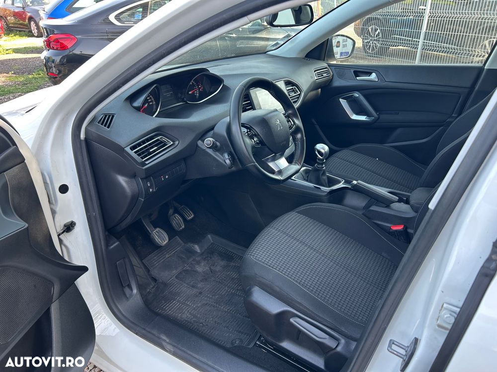 Peugeot 308 BlueHDi FAP 100 Stop & Start Active Pack - 10