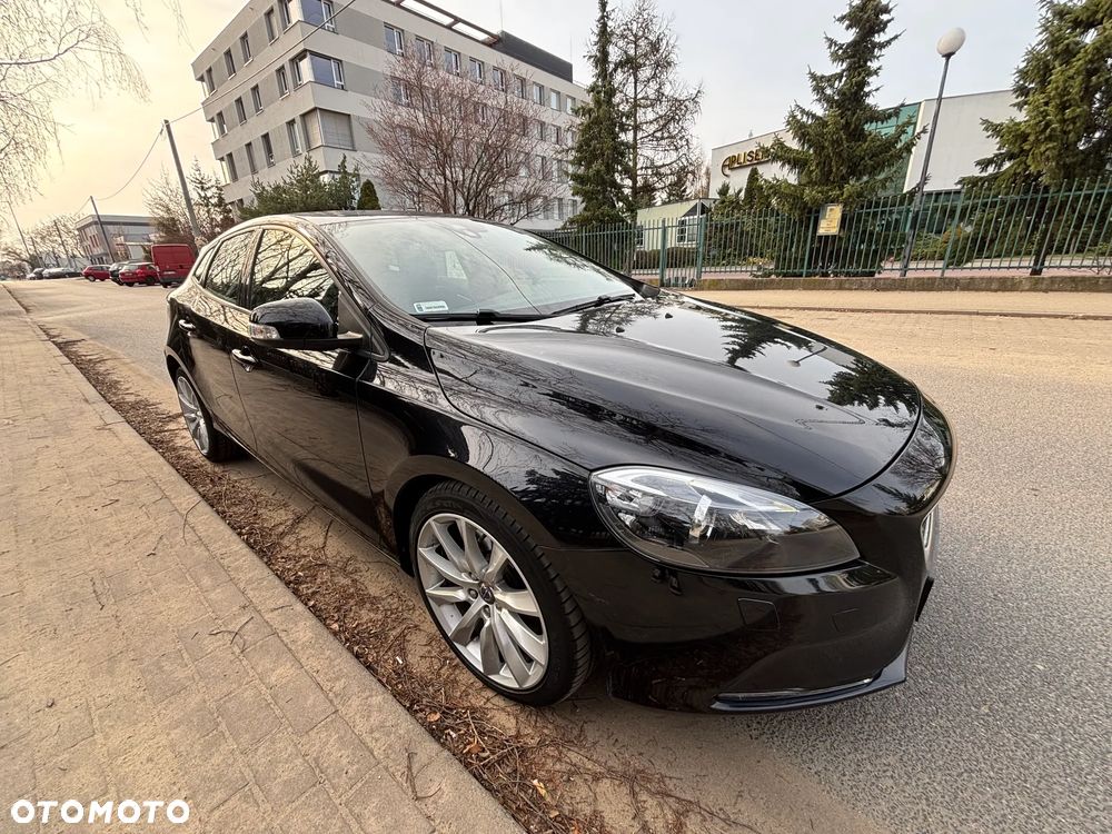 Volvo V40 D3 Geartronic Summum - 11