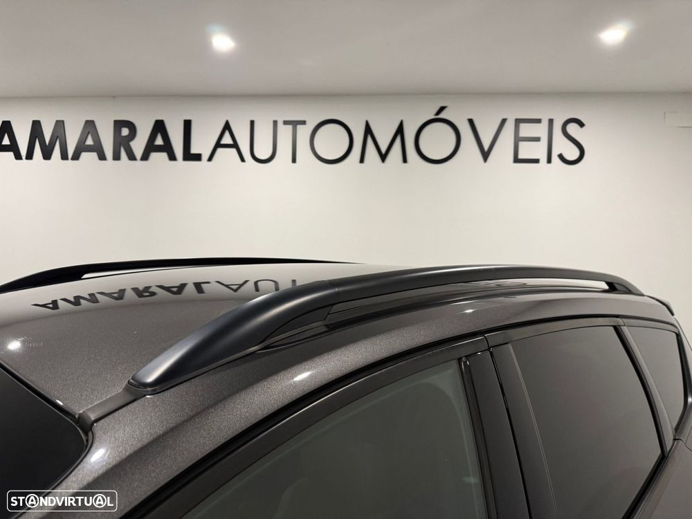 Ford Kuga 1.5 TDCi ST-Line Limited Edition - 9