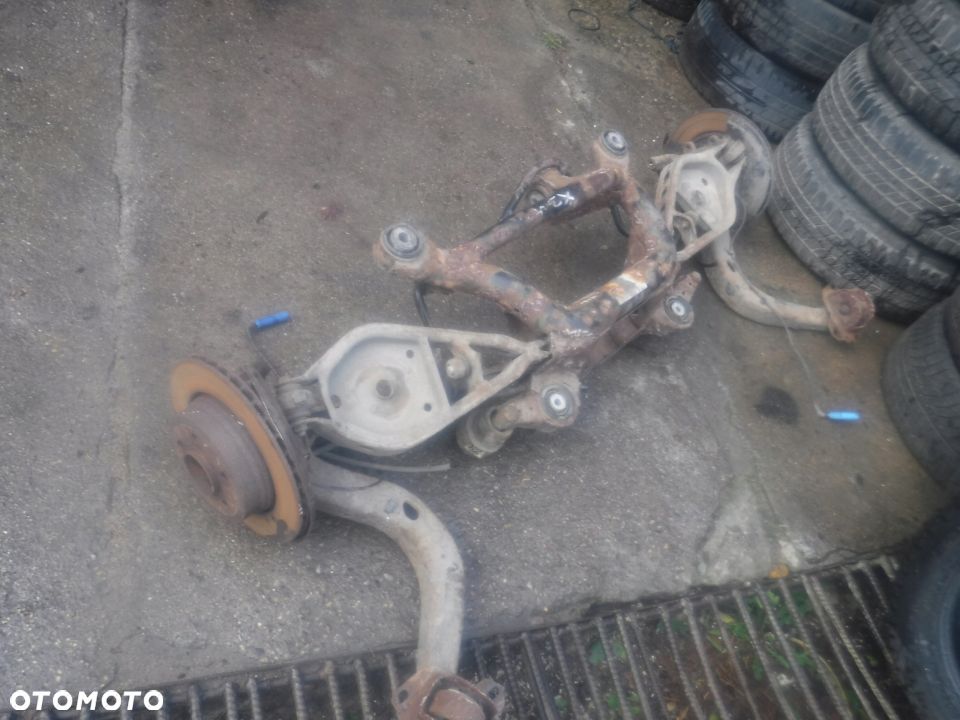 Bmw X3 E83 2.0 d zawieszenie wozek os belka tyl - 2