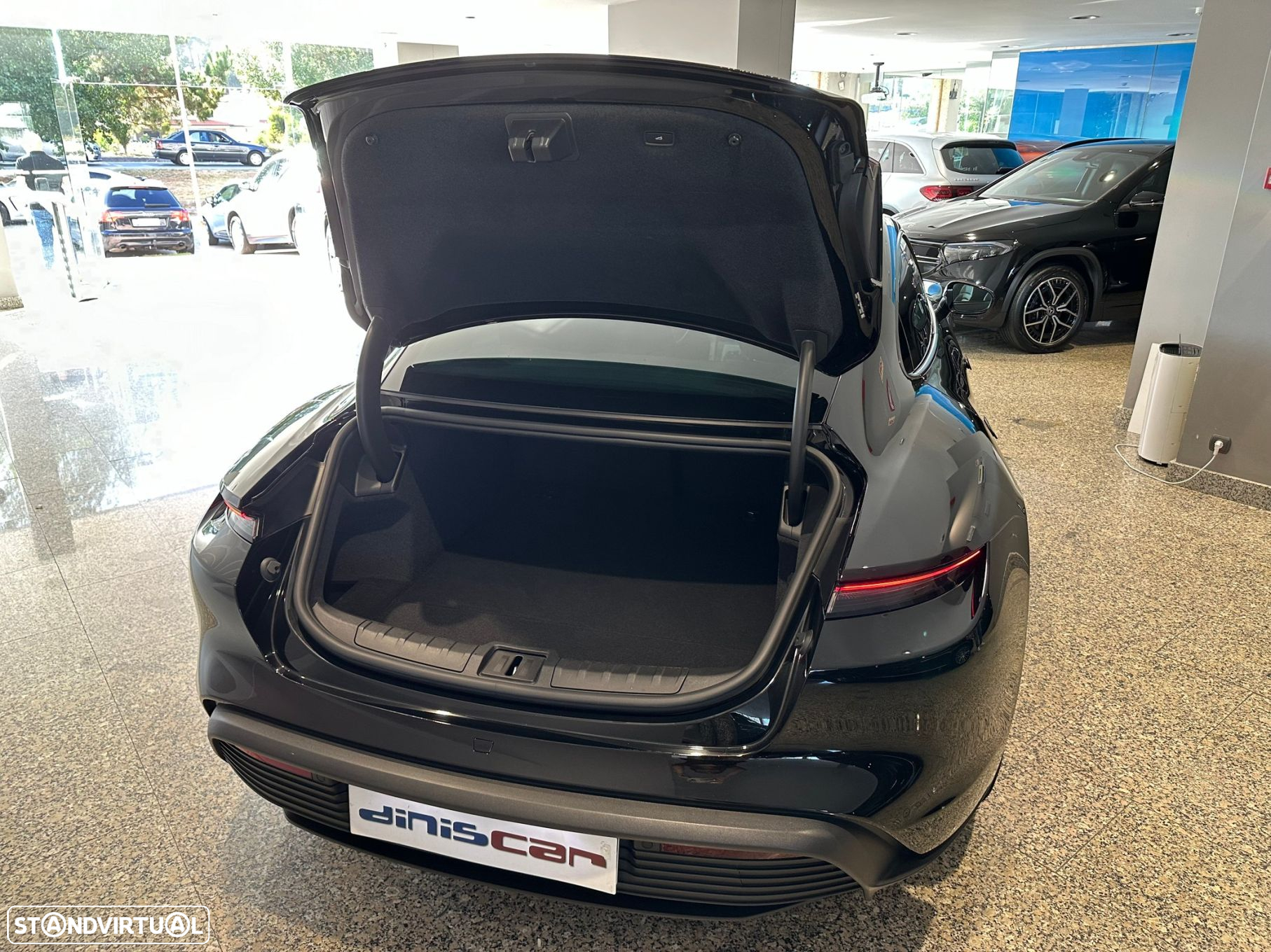 Porsche Taycan bateria Performance Plus - 39