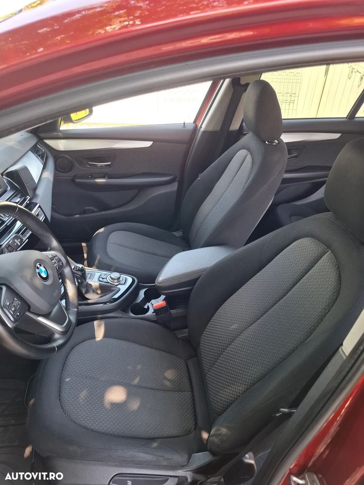 BMW Seria 2 218d Advantage - 33