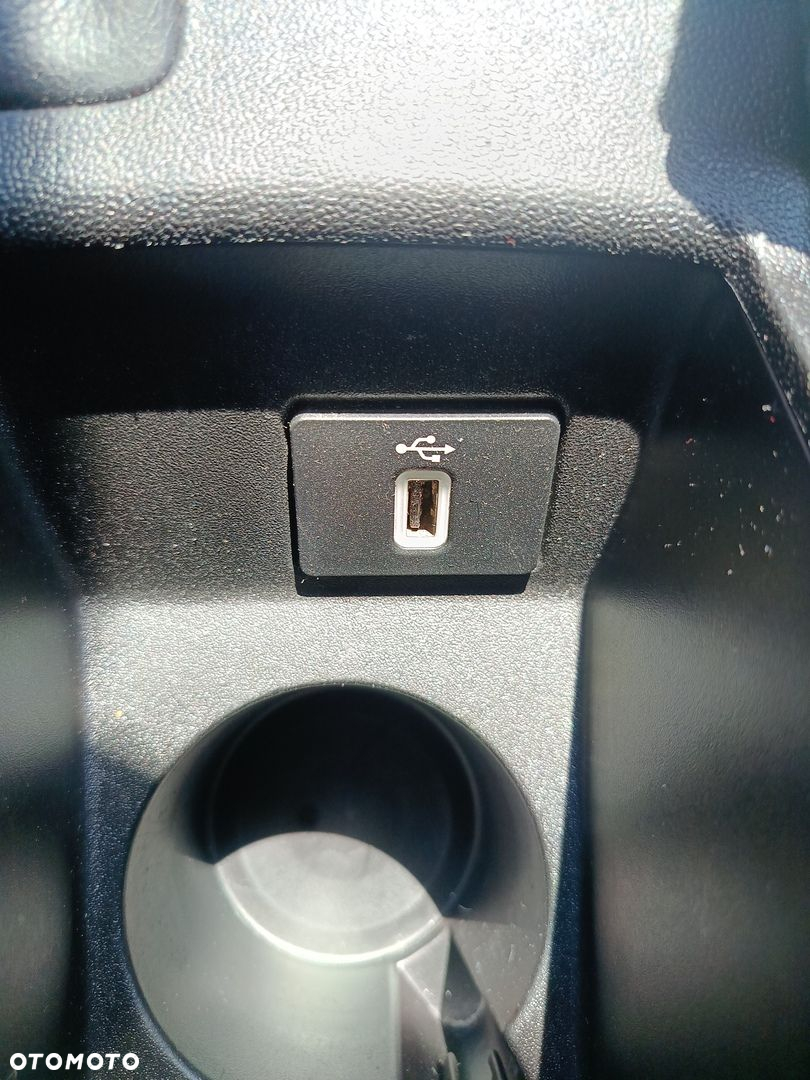 Ford Fiesta 1.1 SYNC Edition - 21