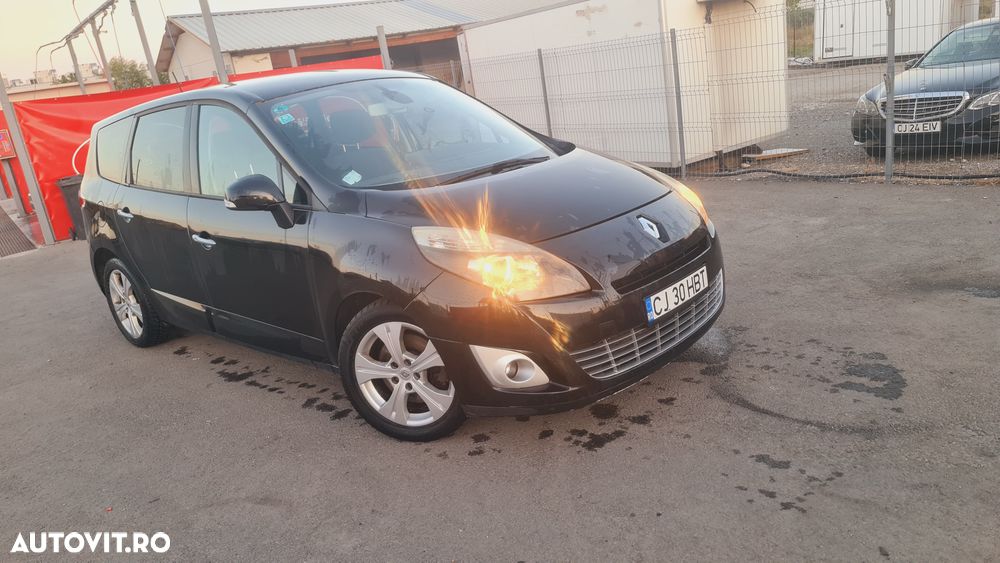 Renault Scenic 1.9dCi Privilege - 12