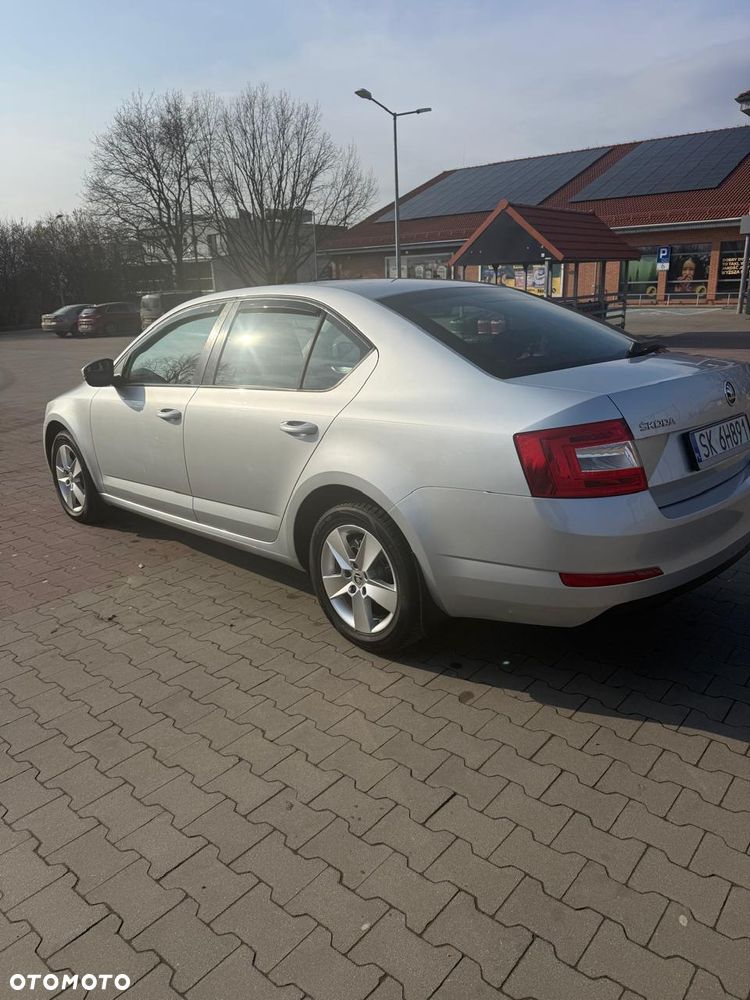 Skoda Octavia 2.0 TDI Drive - 14
