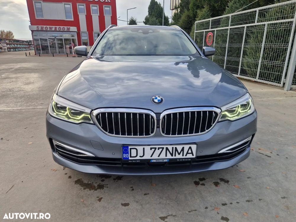 BMW Seria 5 530d Touring Aut. Luxury Line - 2