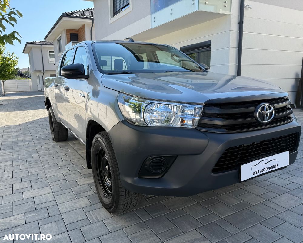 Toyota Hilux 4x4 Double Cab M/T Comfort - 2