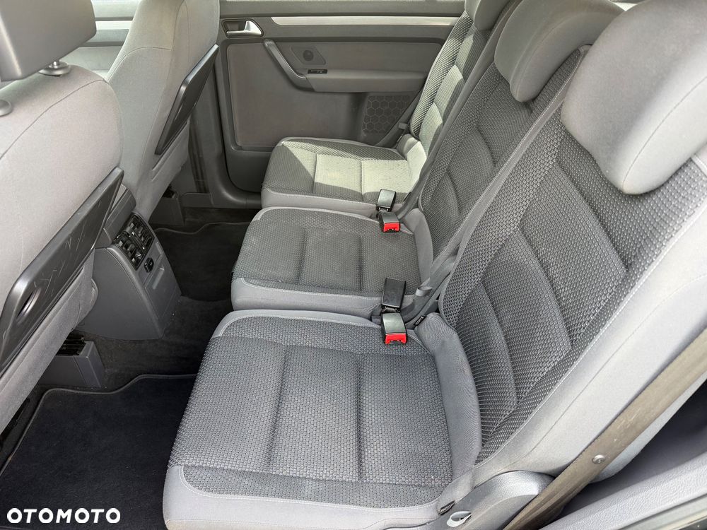 Volkswagen Touran 1.6 TDI DPF BlueMot Comfortline - 7