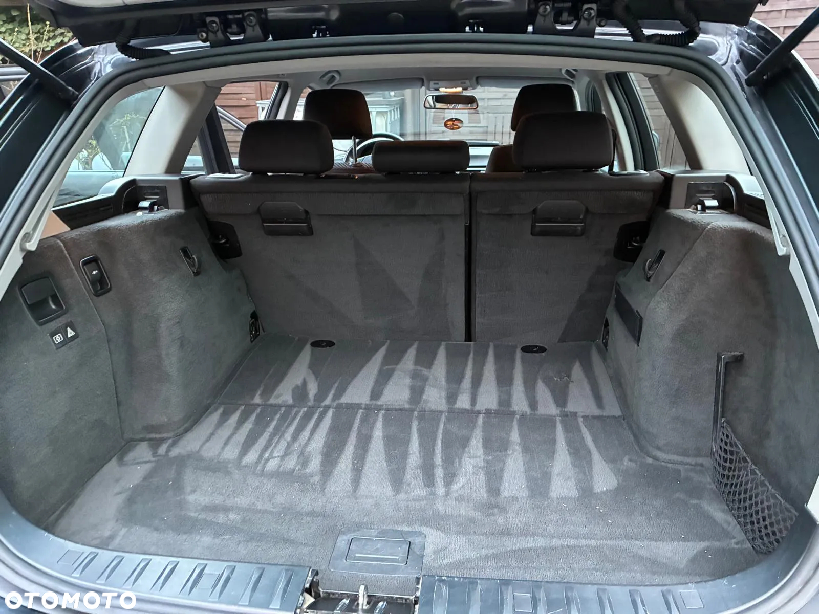 BMW Seria 3 318d Touring - 19
