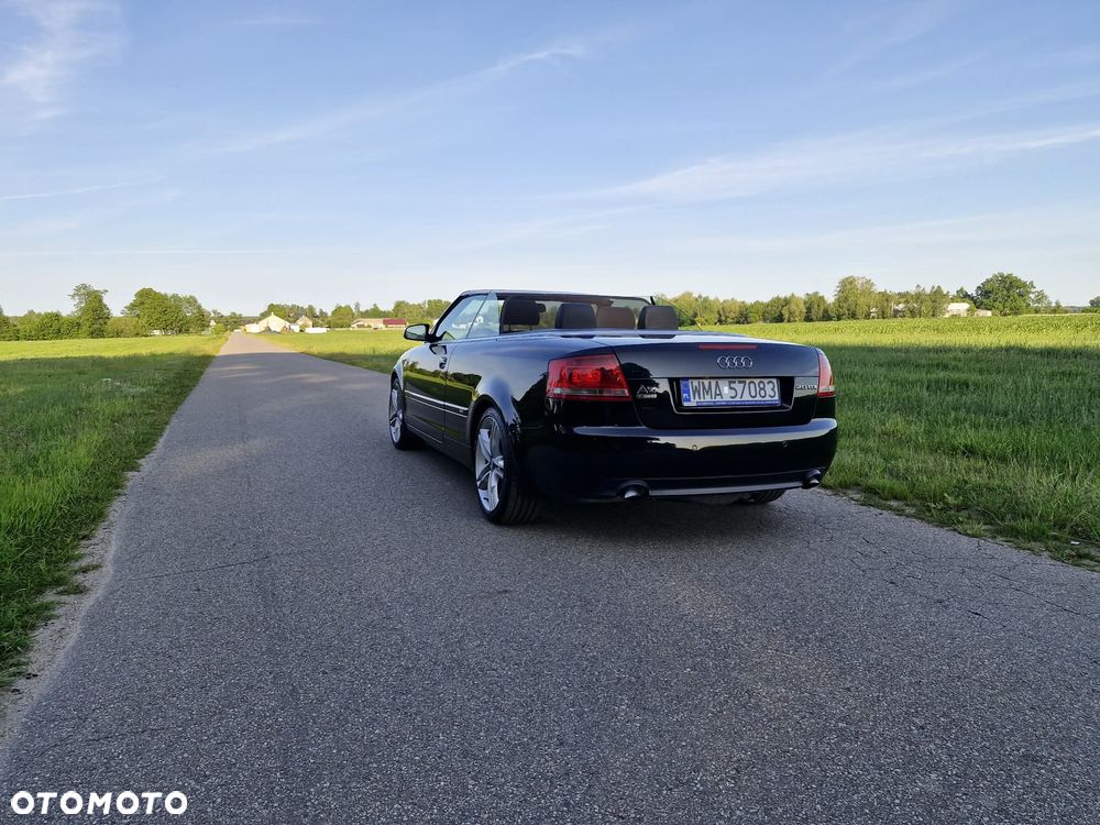 Audi A4 Cabrio - 12
