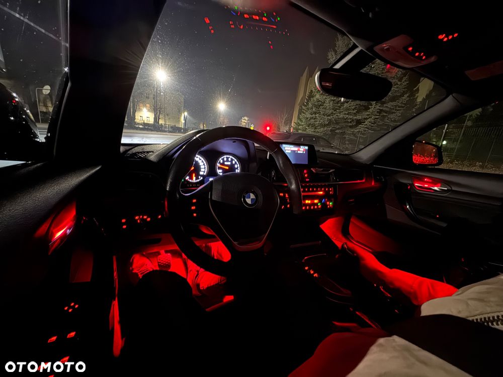BMW Seria 1 116i Sport Line - 19