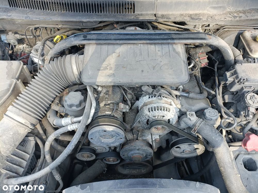 JEEP GRAND CHEROKEE III WK 04-10 2006 r. silnik 3,7 B 154 kW 210 KM * - 1