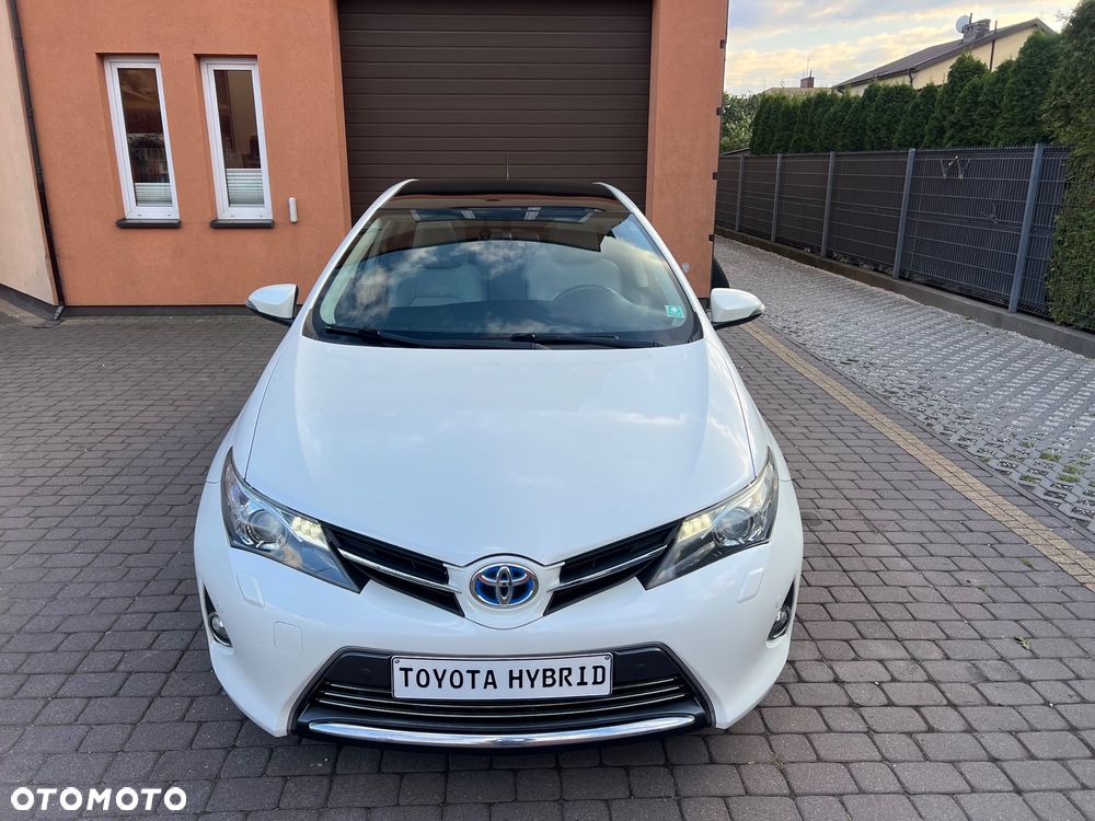 Toyota Auris 1.8 HSD Luna - 1