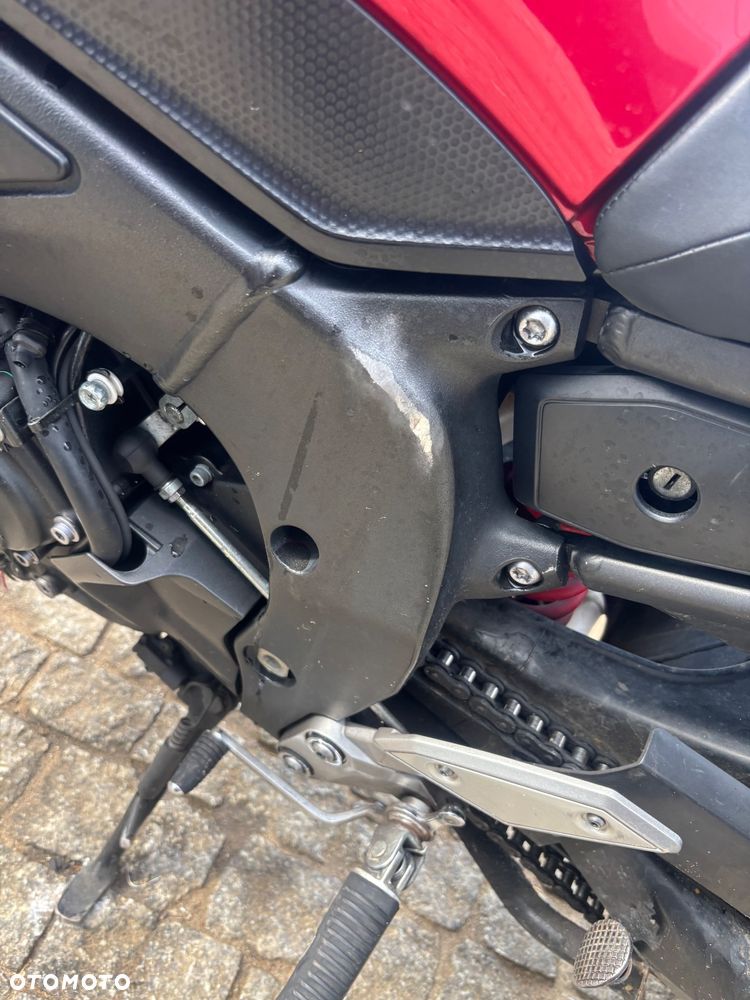 Yamaha FZ - 9