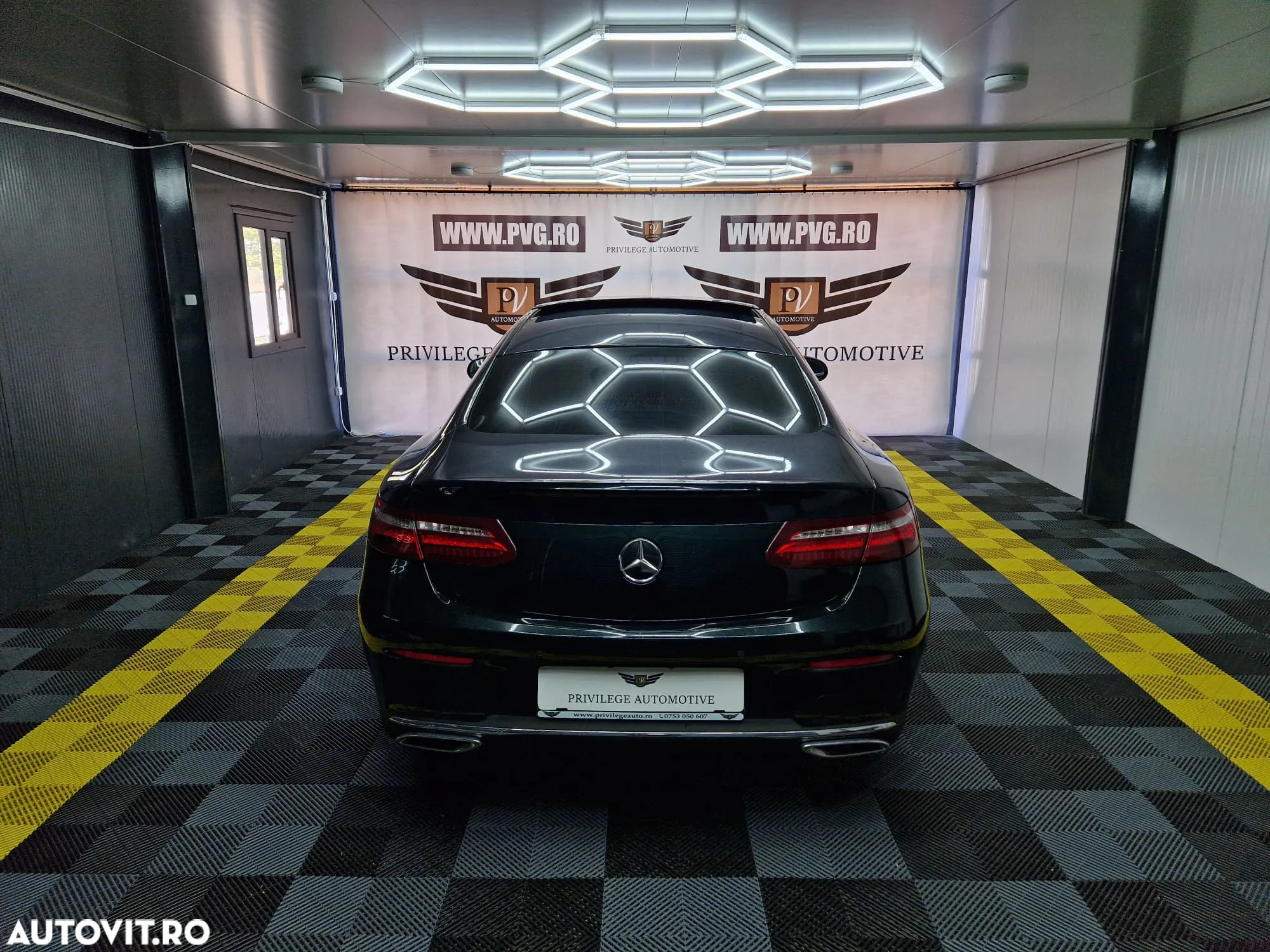 Mercedes-Benz E 220 d Coupe Aut. - 5