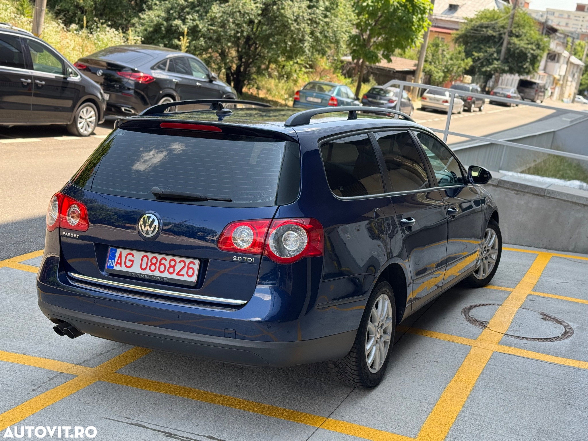 Volkswagen Passat Variant 2.0 TDI DPF Comfortline - 11