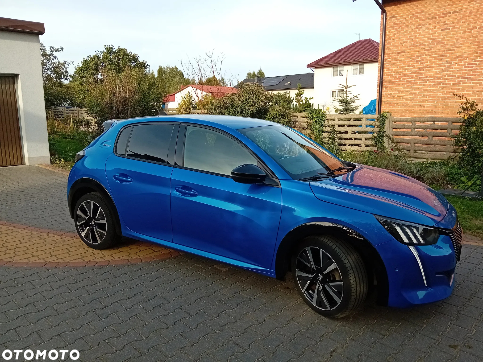 Peugeot 208 1.2 PureTech GT Line S&S EAT8 - 4