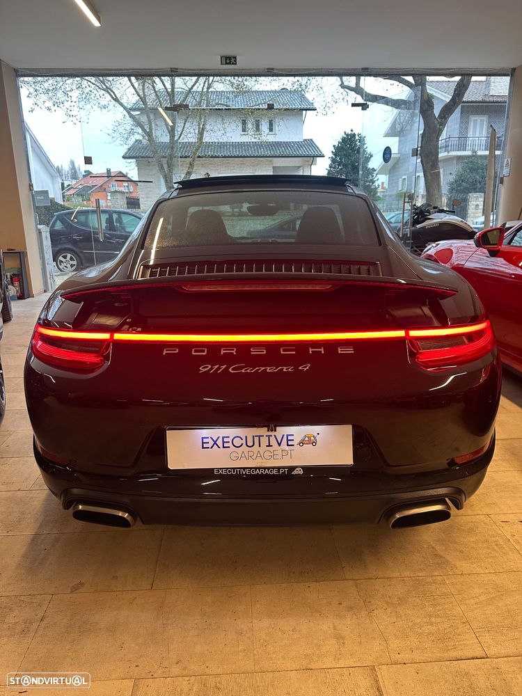 Porsche 911 (991) Carrera 4 PDK - 10