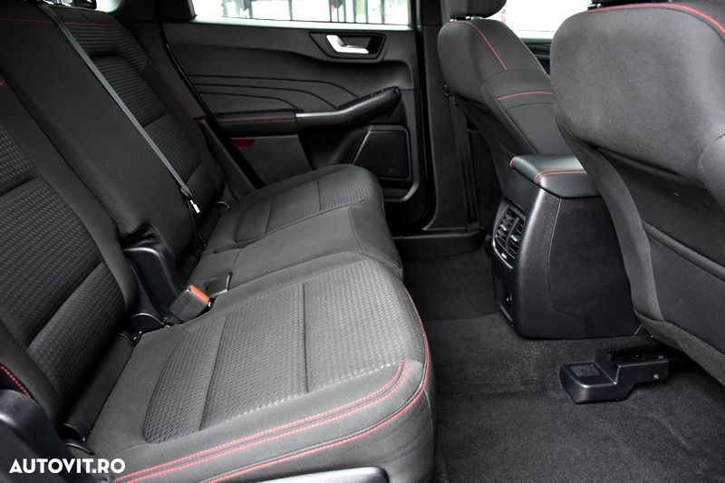 Ford Kuga 2.5 Duratec FHEV ST-LINE - 16