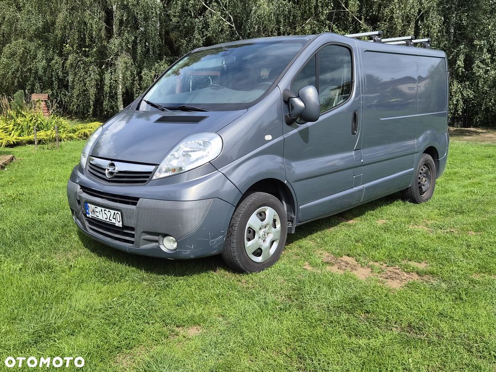 Opel Vivaro - 1