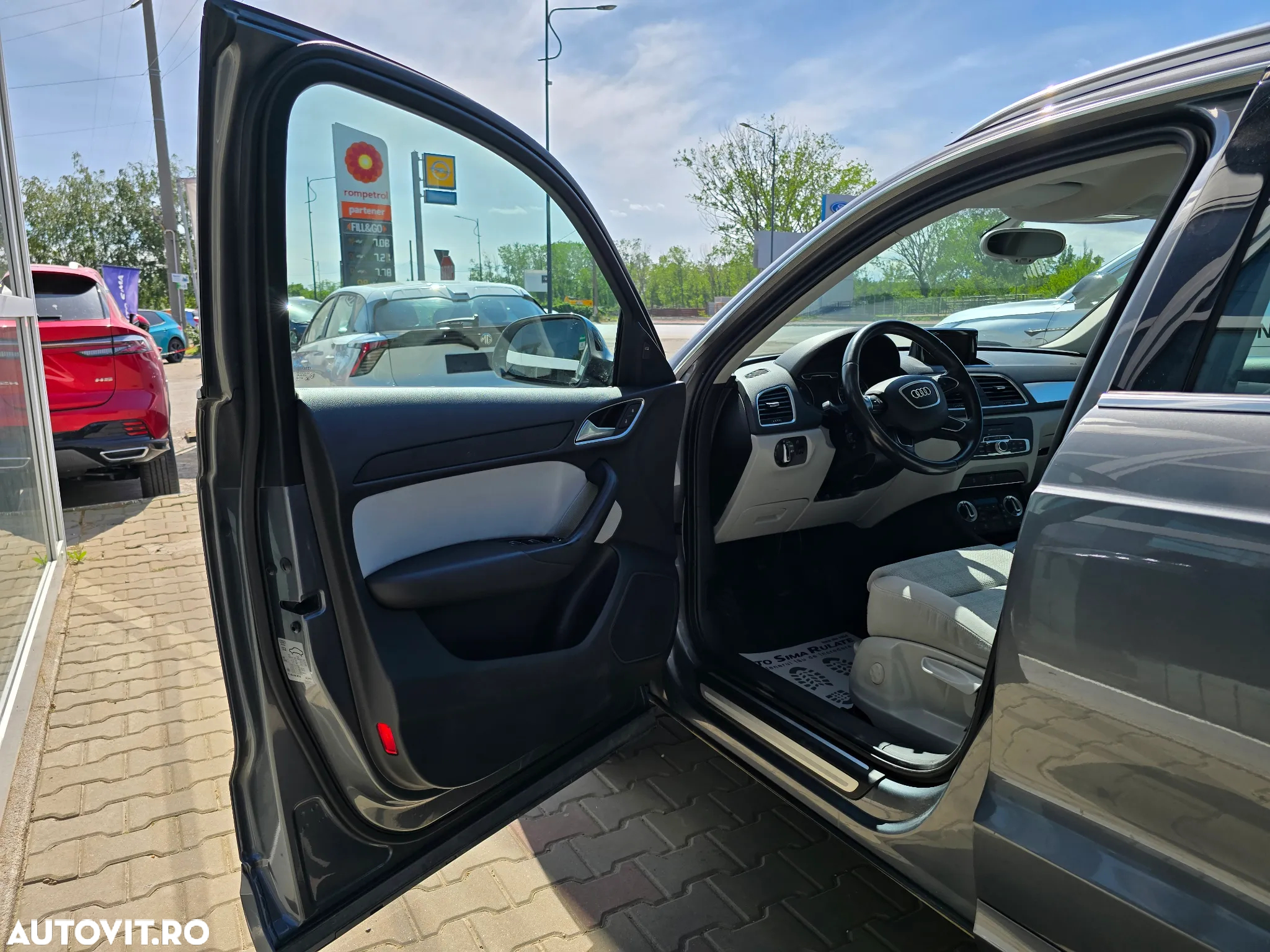 Audi Q3 2.0 TDI - 16