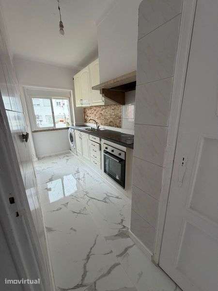 Arrenda se Apartamento T3 QUELUZ - Grande imagem: 2/12