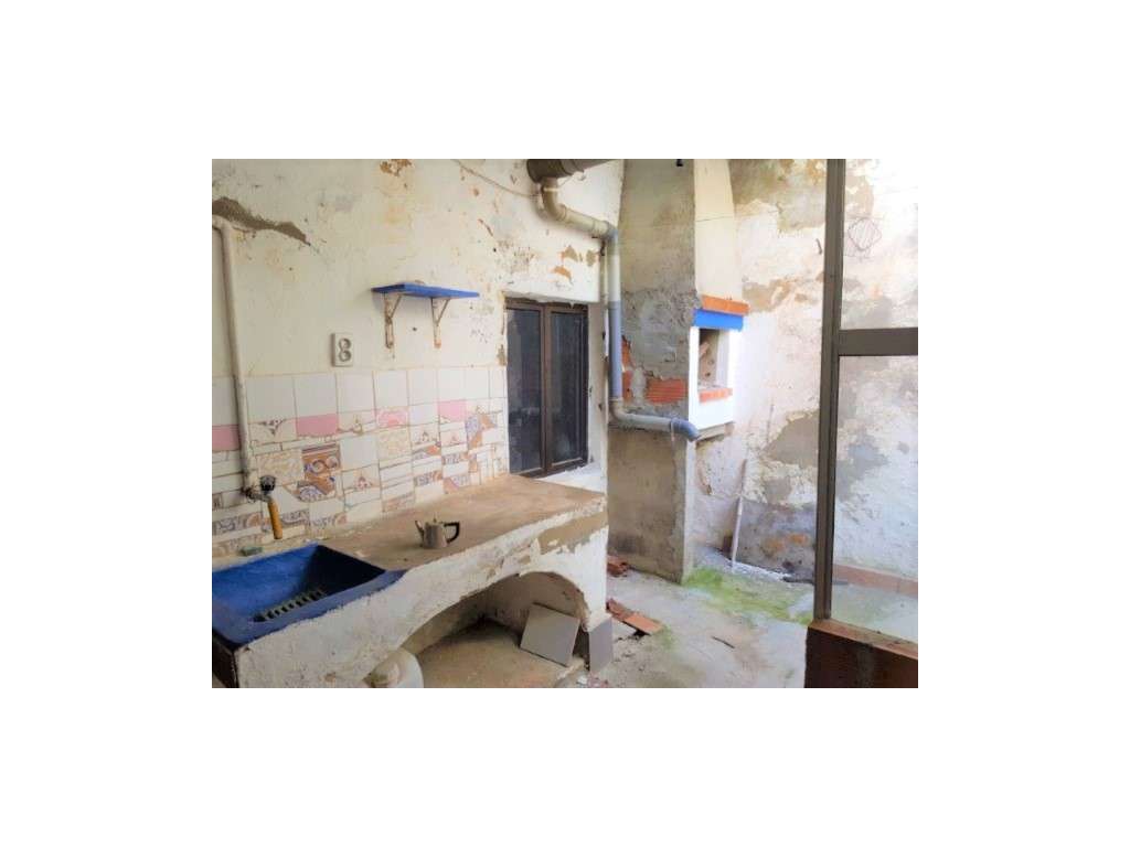 Moradia T2 com um pequeno pátio em Casa Branca - Grande imagem: 5/11