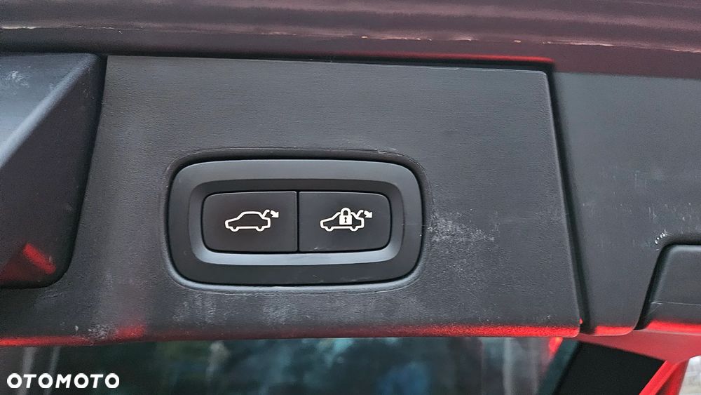 Volvo V90 D4 Inscription - 10