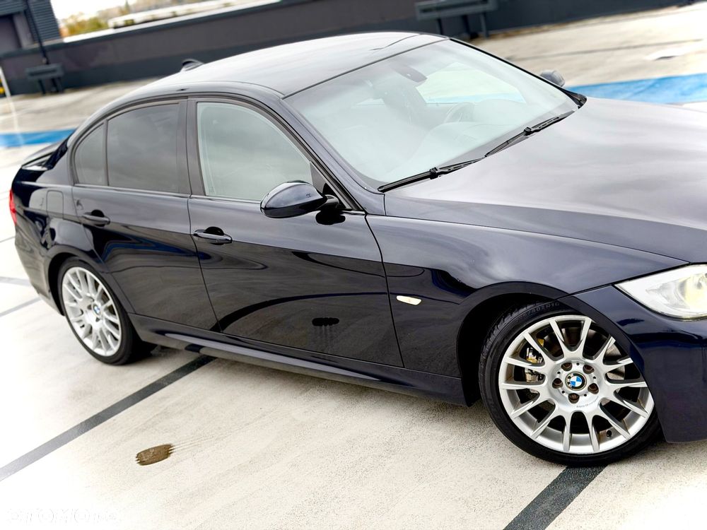 BMW Seria 3 320d - 30