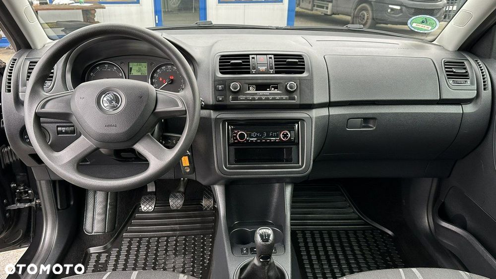 Skoda Fabia - 10